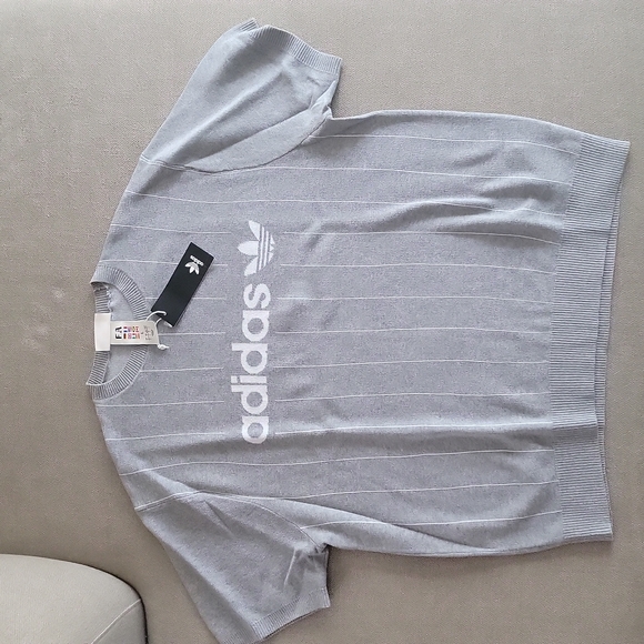 Adidas Sweater Tee - Picture 1 of 2